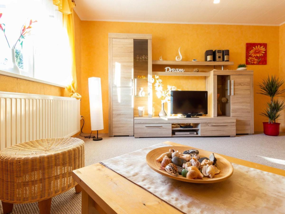 Ferienwohnung Familie Schmidt Берген-ауф-Рюген Экстерьер фото