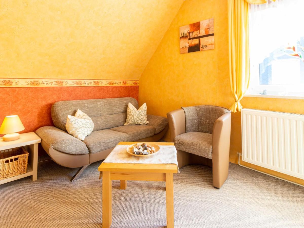 Ferienwohnung Familie Schmidt Берген-ауф-Рюген Экстерьер фото